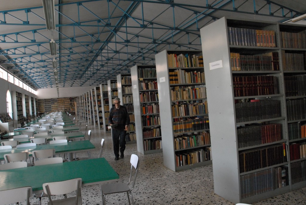 Asmara, Bibliteca Pavoni Centre