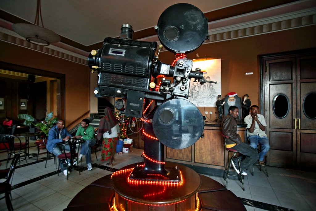 © Bruno Zanzottera, Asmara, cinema Roma
