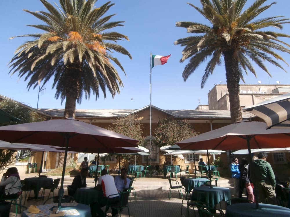 ASMARA, Casa degli Italiani